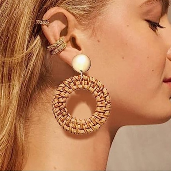AJ by the Bay Jewelry - Circle Natural Rattan Whicker Bohemian Earrings ER03.4